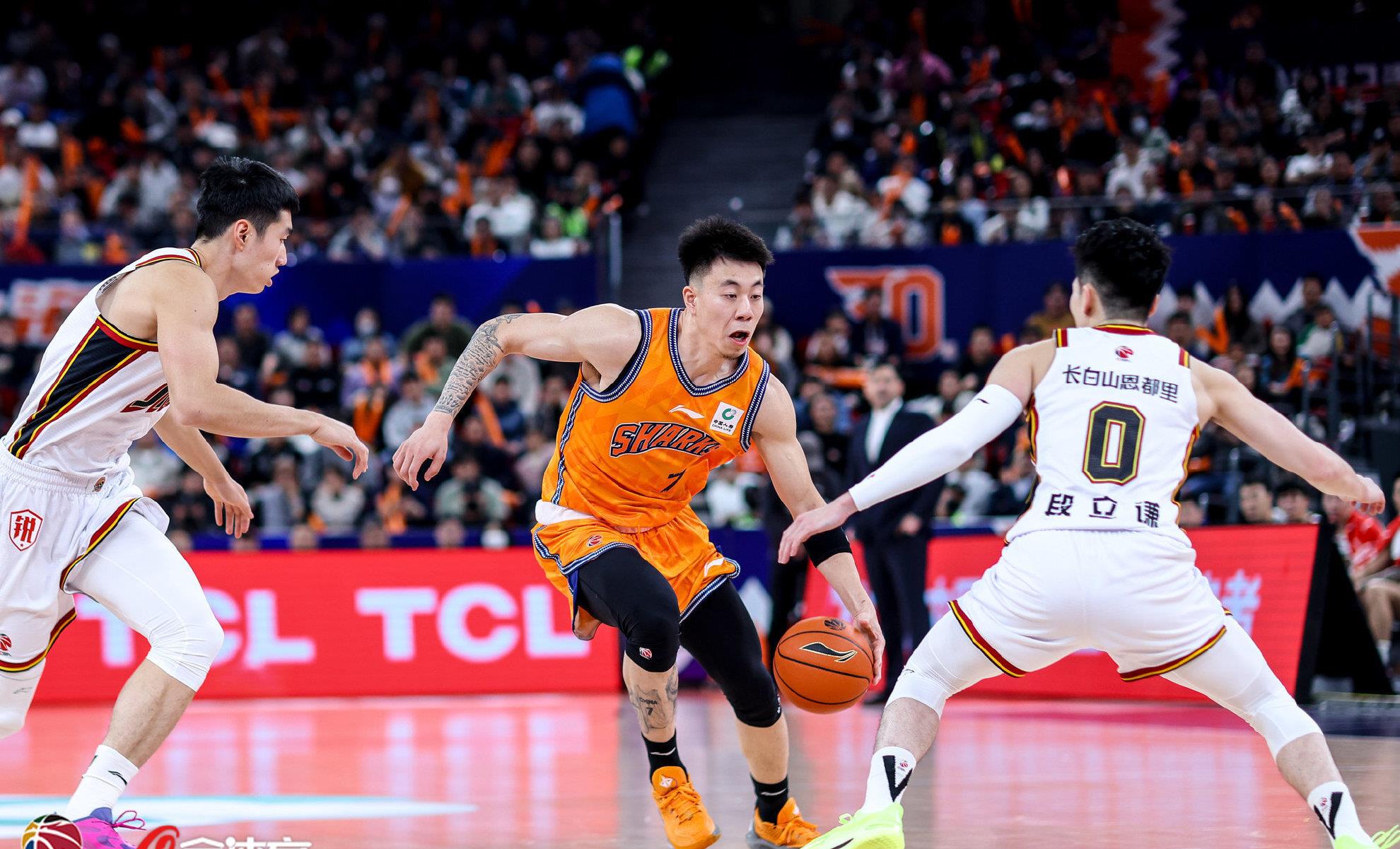 英雄联盟官网-清晨CBA季后赛传出新动向；休斯敦火箭造点机会；管理层表态：压力陡增；身体对抗强度拉满的简单介绍